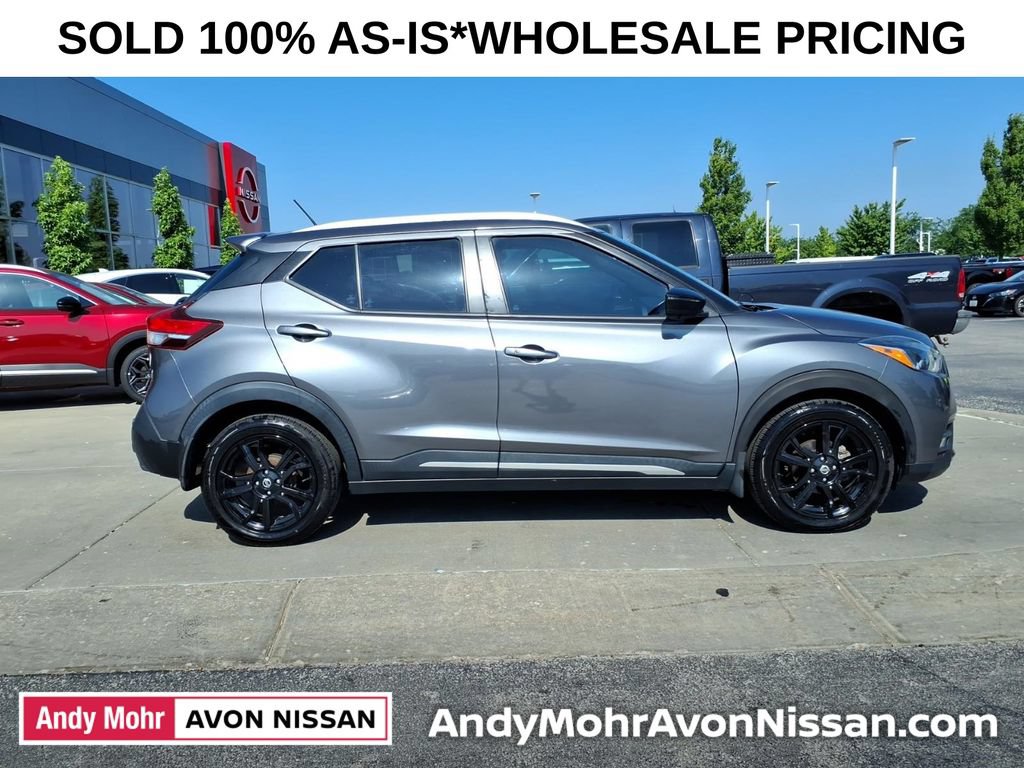 Used 2020 Nissan Kicks SR w/ SR Premium Package FWD image 8