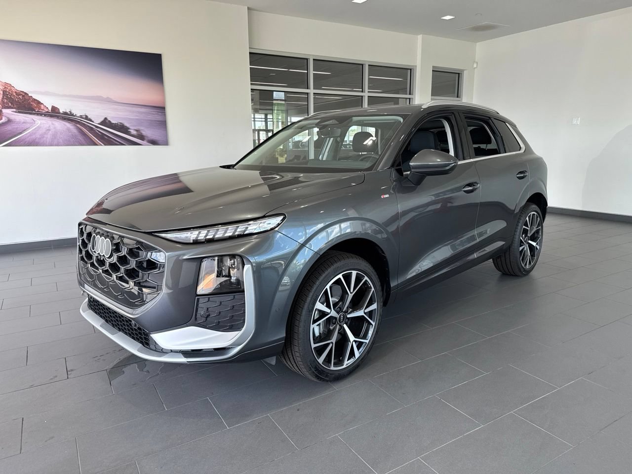 New 2026 Audi Q3 quattro 2.0T AWD/4WD image 4