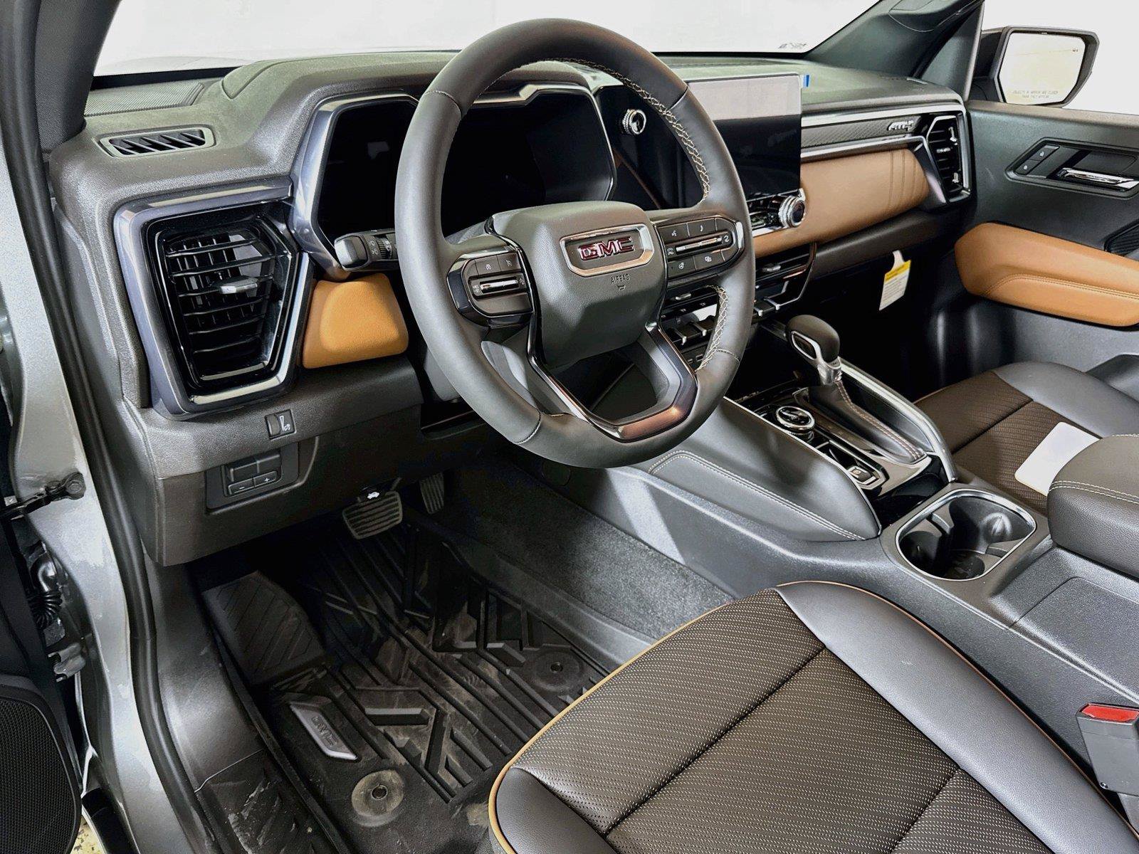 New 2026 GMC Canyon AT4 w/ Technology Plus Package AWD/4WD image 5