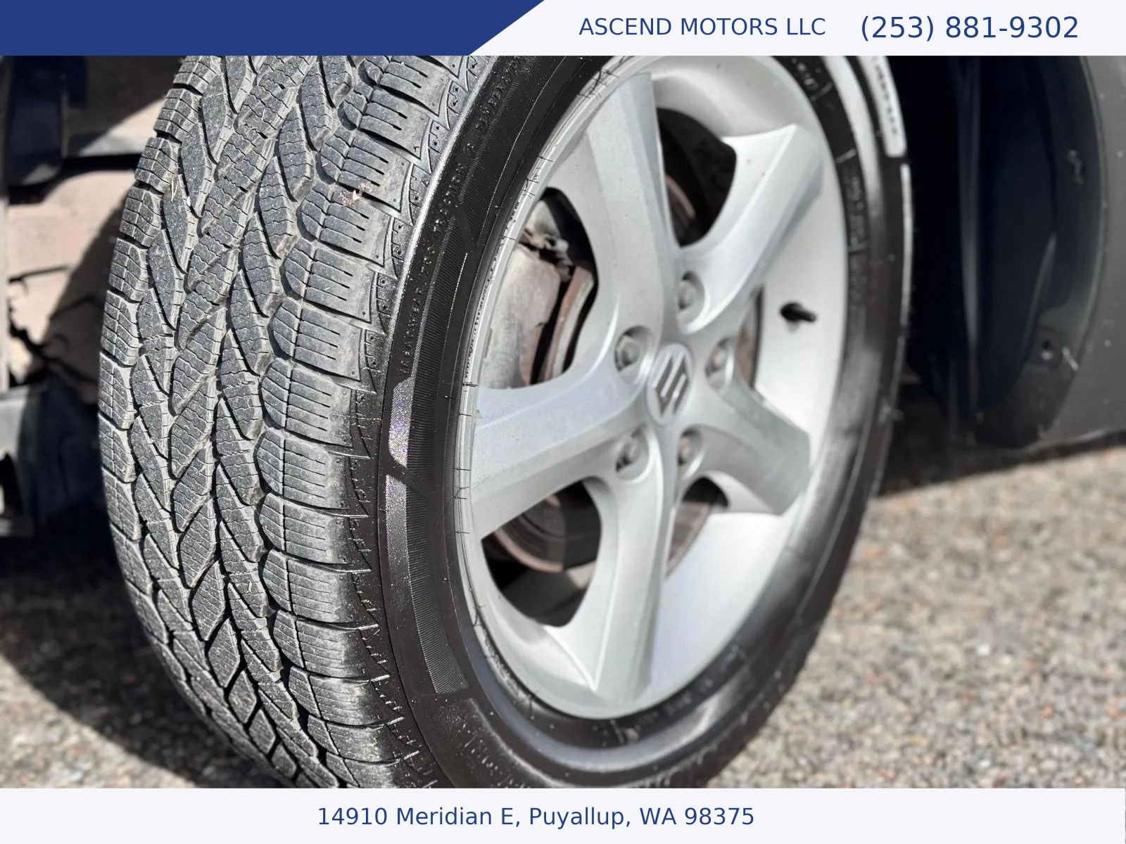 Used 2009 Suzuki SX4 AWD Hatchback w/ Touring Pkg image 15