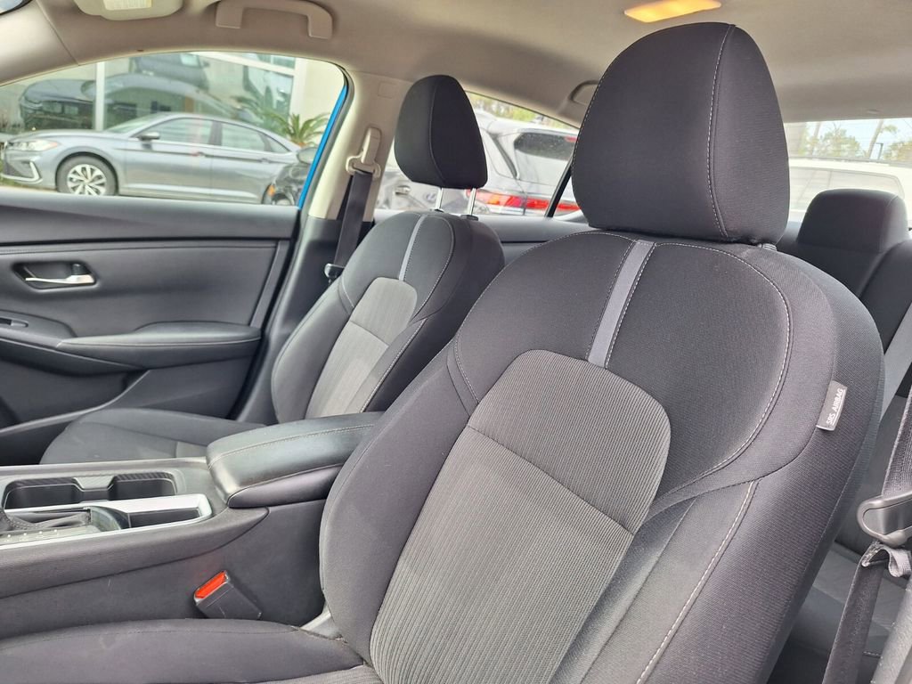 Used 2024 Nissan Sentra SV image 11