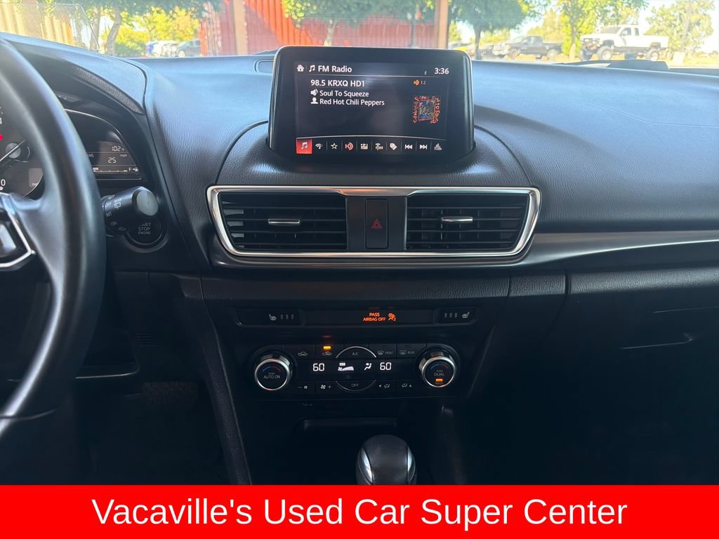 Used 2017 MAZDA MAZDA3 Grand Touring FWD image 17