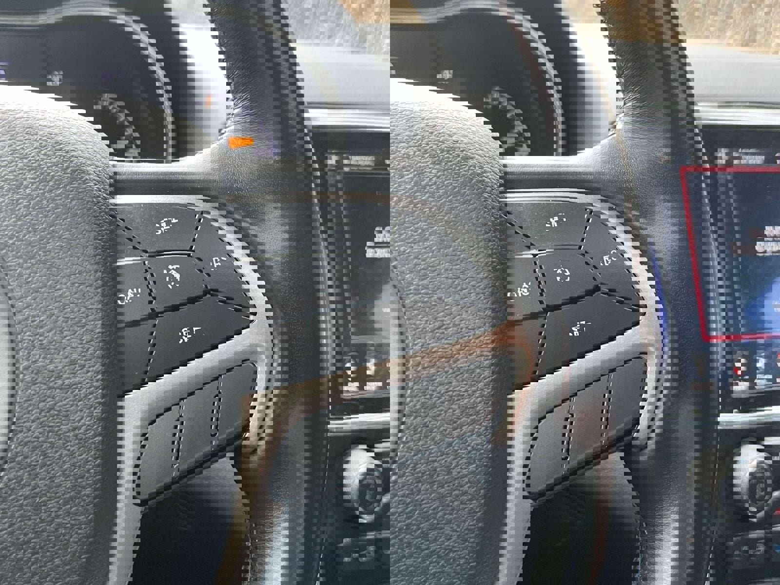 Used 2021 Jeep Grand Cherokee Limited image 23