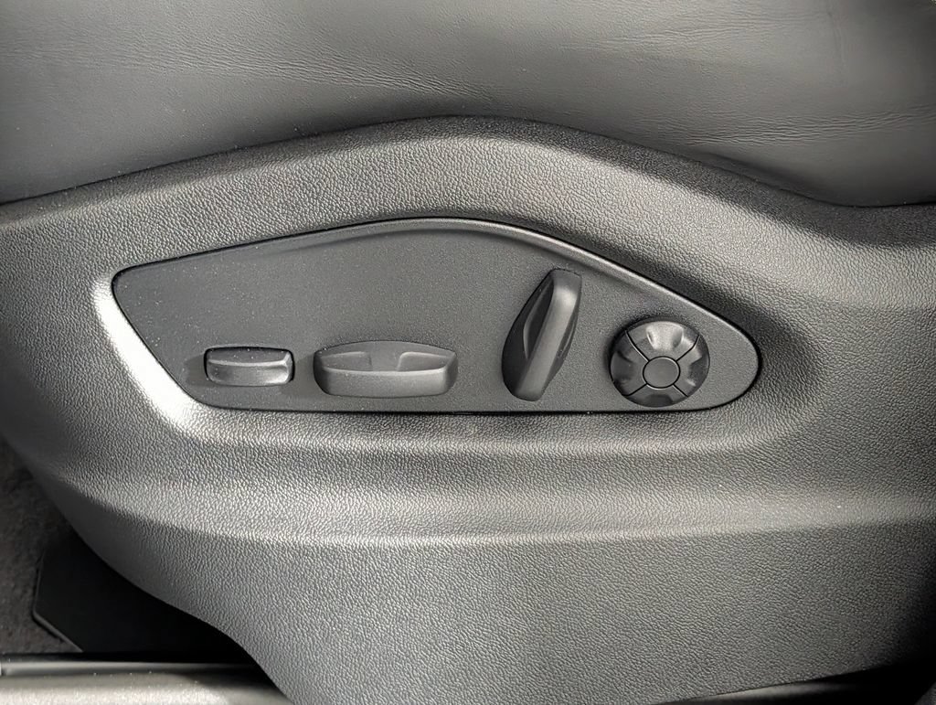 New 2026 Porsche Cayenne AWD/4WD image 29