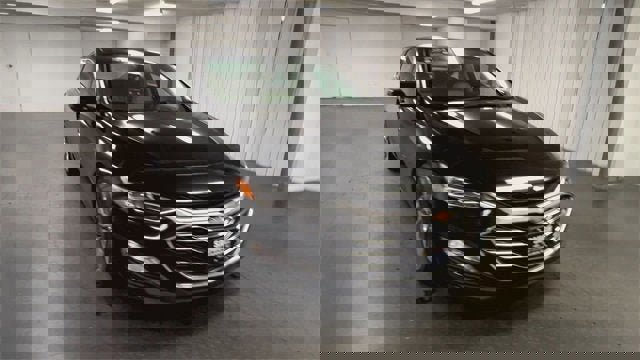 Certified 2024 Chevrolet Malibu LT image 3