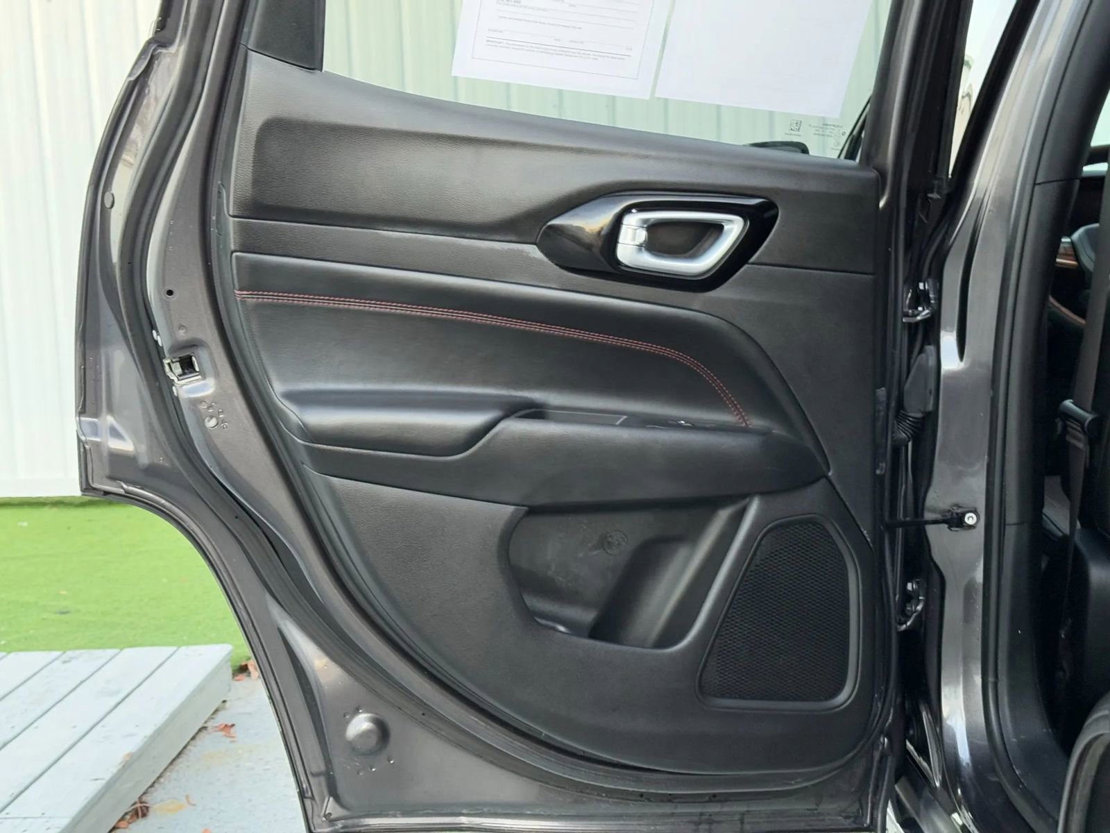 Used 2024 Jeep Compass Trailhawk image 13