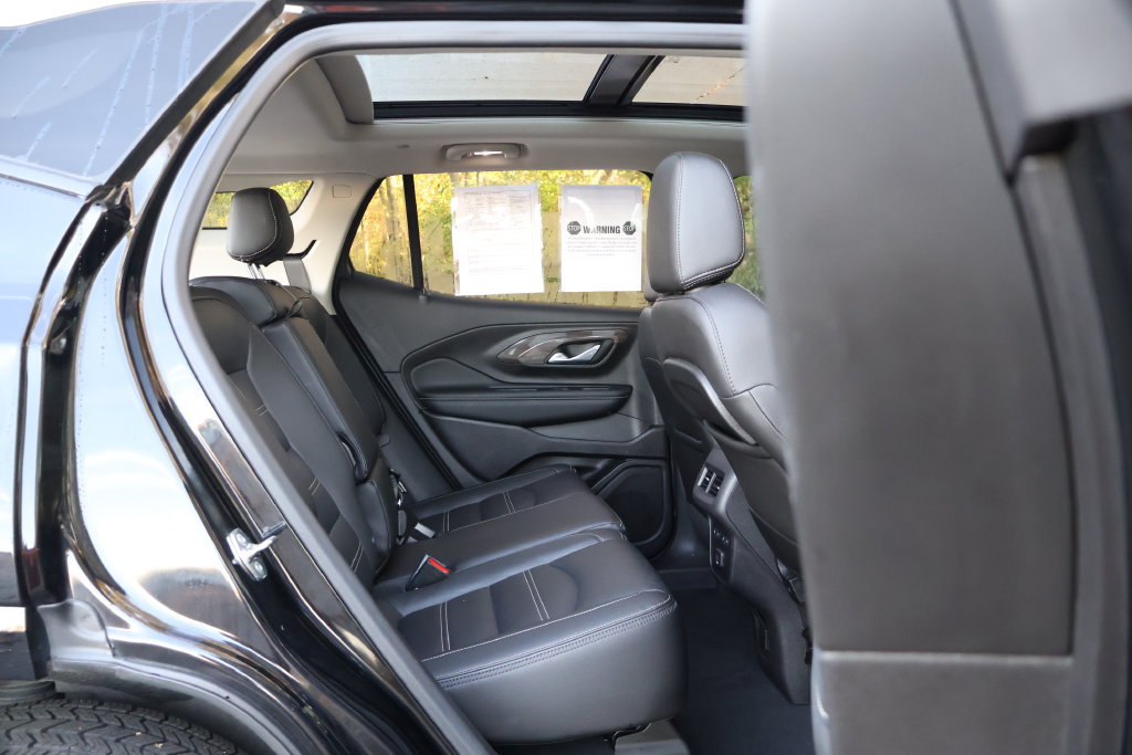 Used 2024 GMC Terrain Denali w/ Black Diamond Edition AWD/4WD image 44