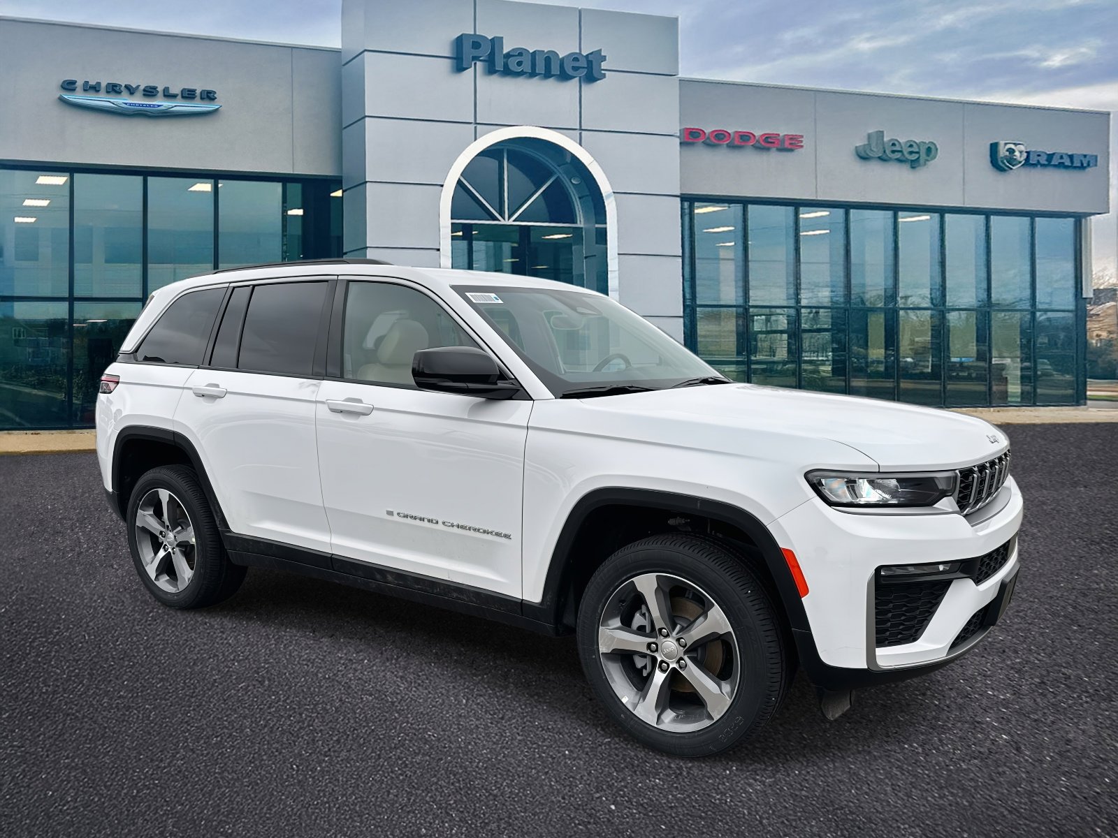 New 2026 Jeep Grand Cherokee Limited image 1