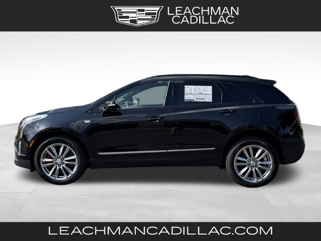New 2026 Cadillac XT5 Sportv w/ LPO, Floor Liner Package AWD/4WD image 6