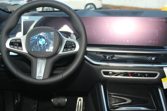 New 2026 BMW X6 xDrive40i w/ Executive Package image 18