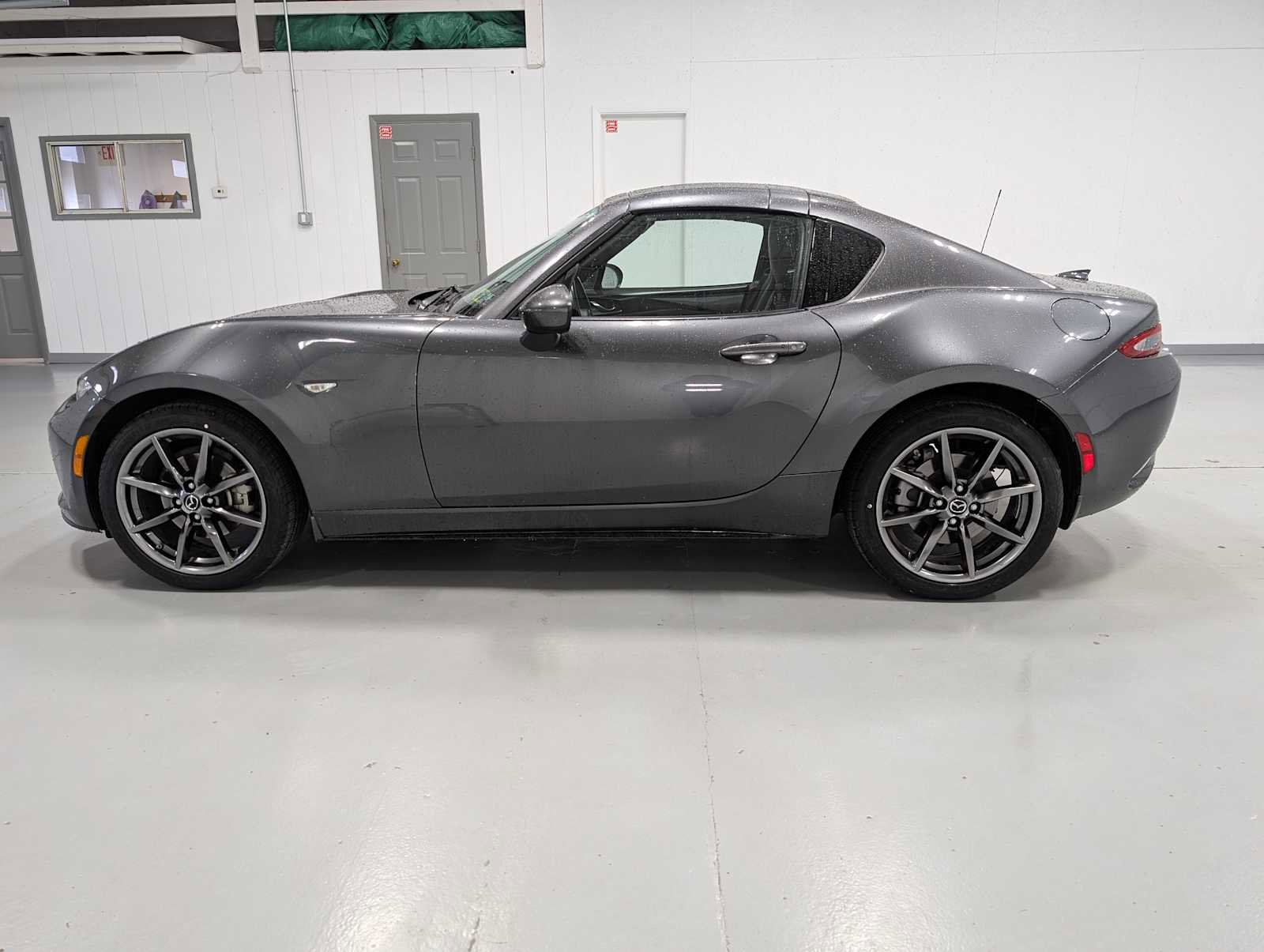 Used 2019 MAZDA MX-5 Miata RF Grand Touring image 18