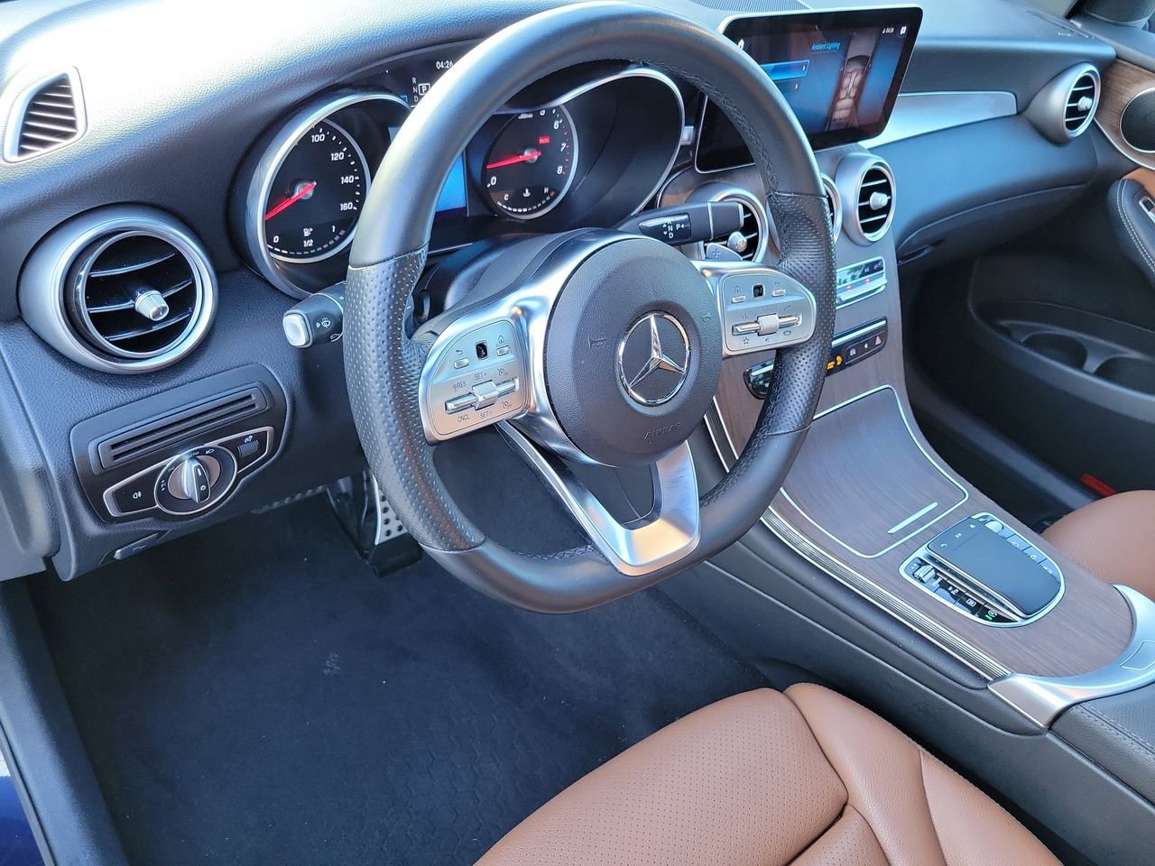 Used 2022 Mercedes-Benz GLC 300 image 23
