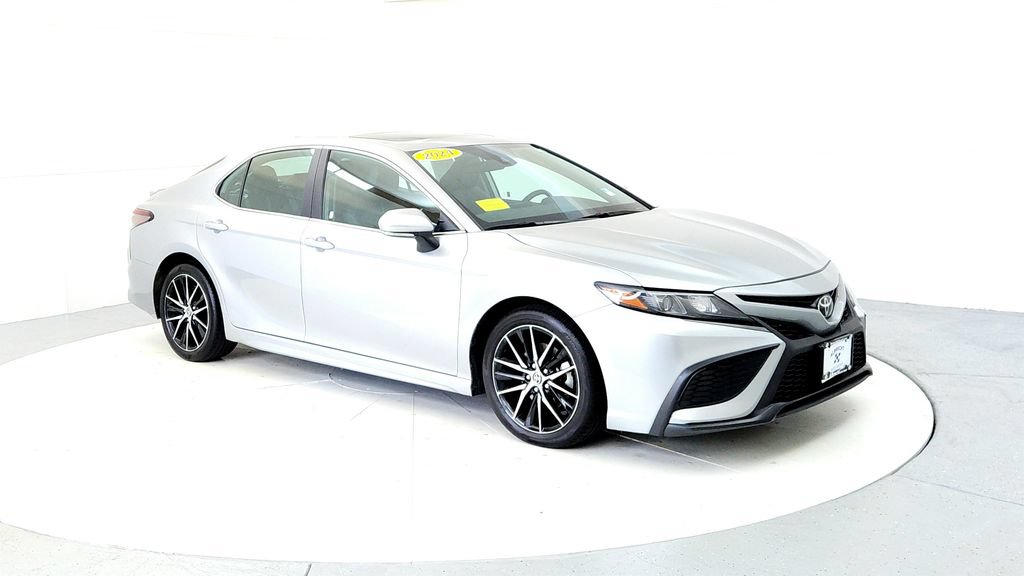 Certified 2024 Toyota Camry SE w/ Cold Weather Package AWD/4WD image 7