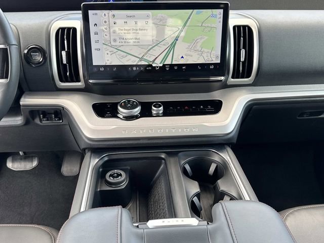 Used 2025 Ford Expedition Max Active image 67