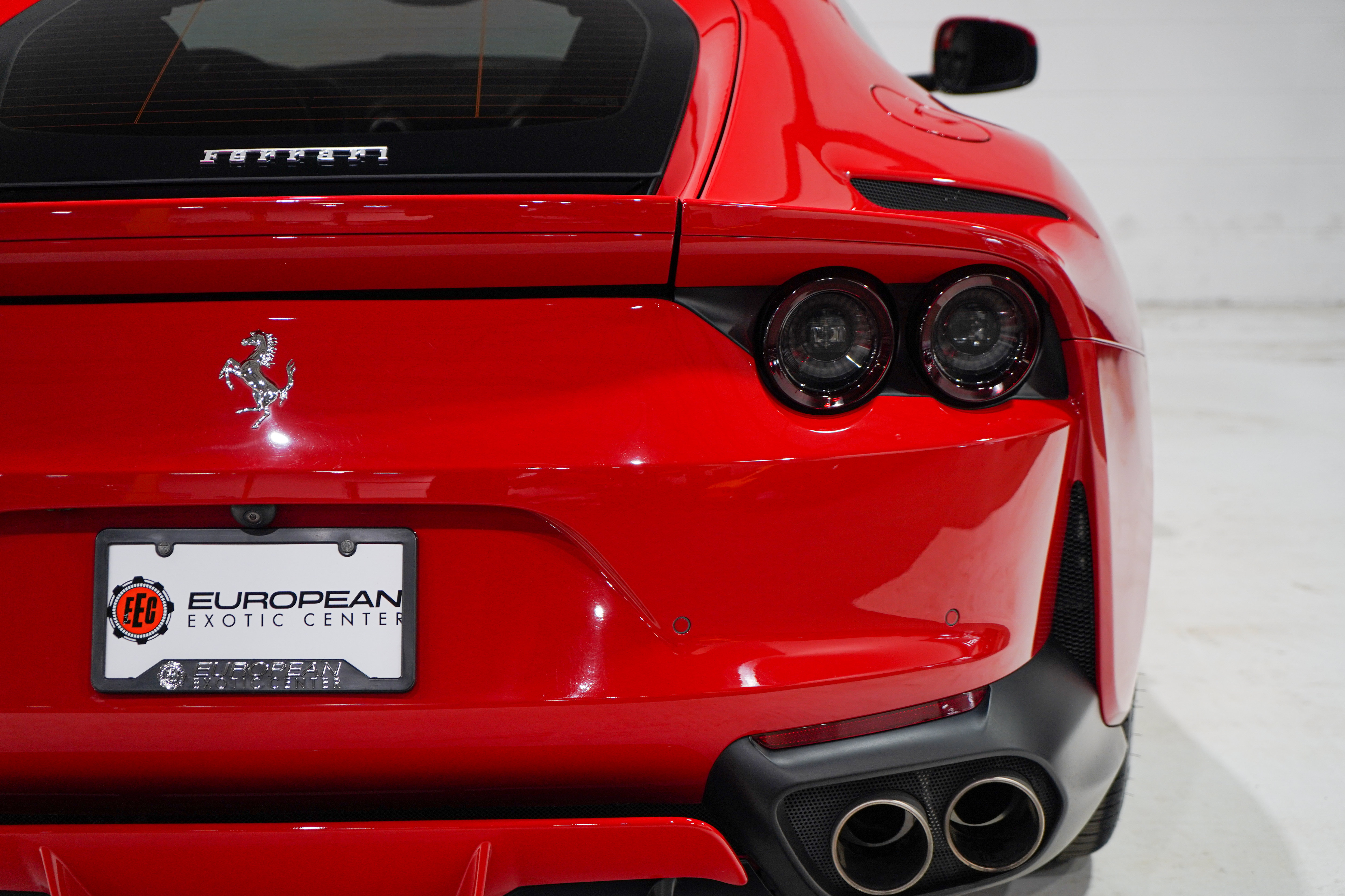 Used 2019 Ferrari 812 Superfast RWD image 21
