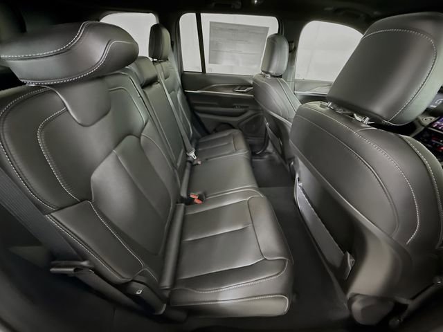New 2025 Jeep Grand Cherokee Limited image 27