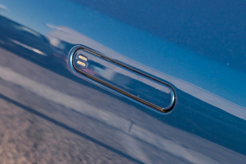 Used 2020 Aston Martin DB11 Coupe image 39