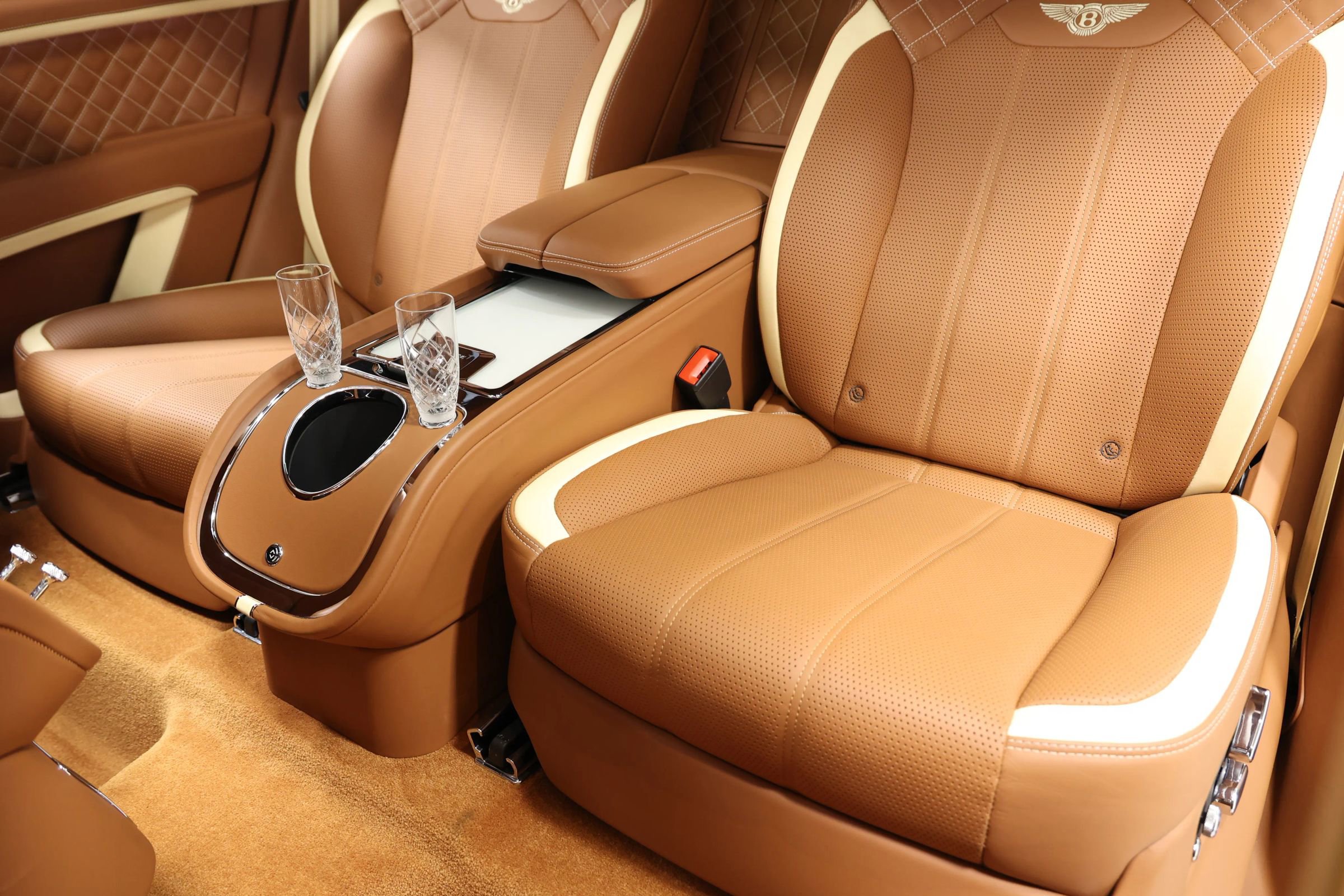 Used 2023 Bentley Bentayga Speed image 74