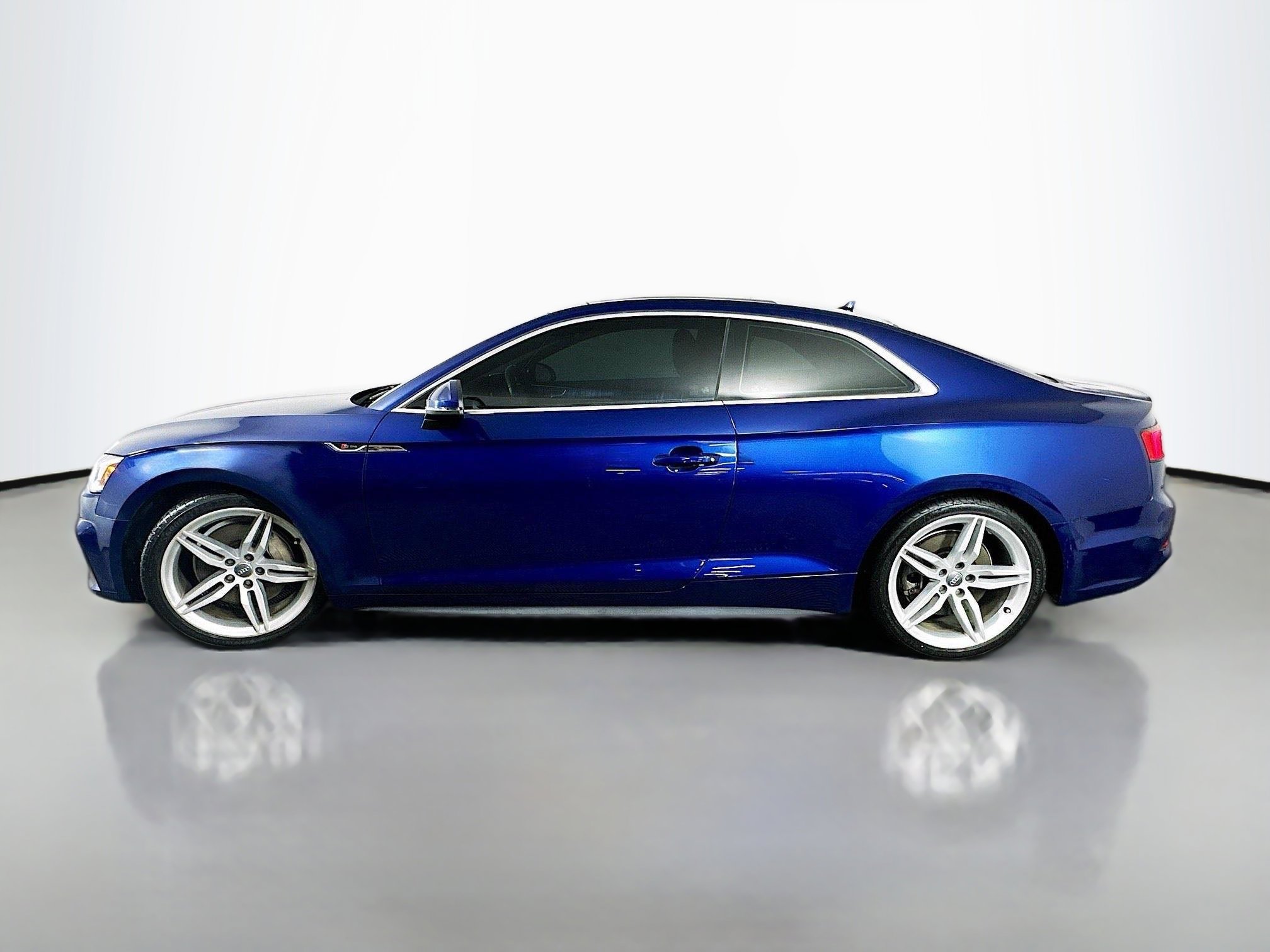 Used 2018 Audi A5 2.0T Premium Plus w/ Premium Plus image 4