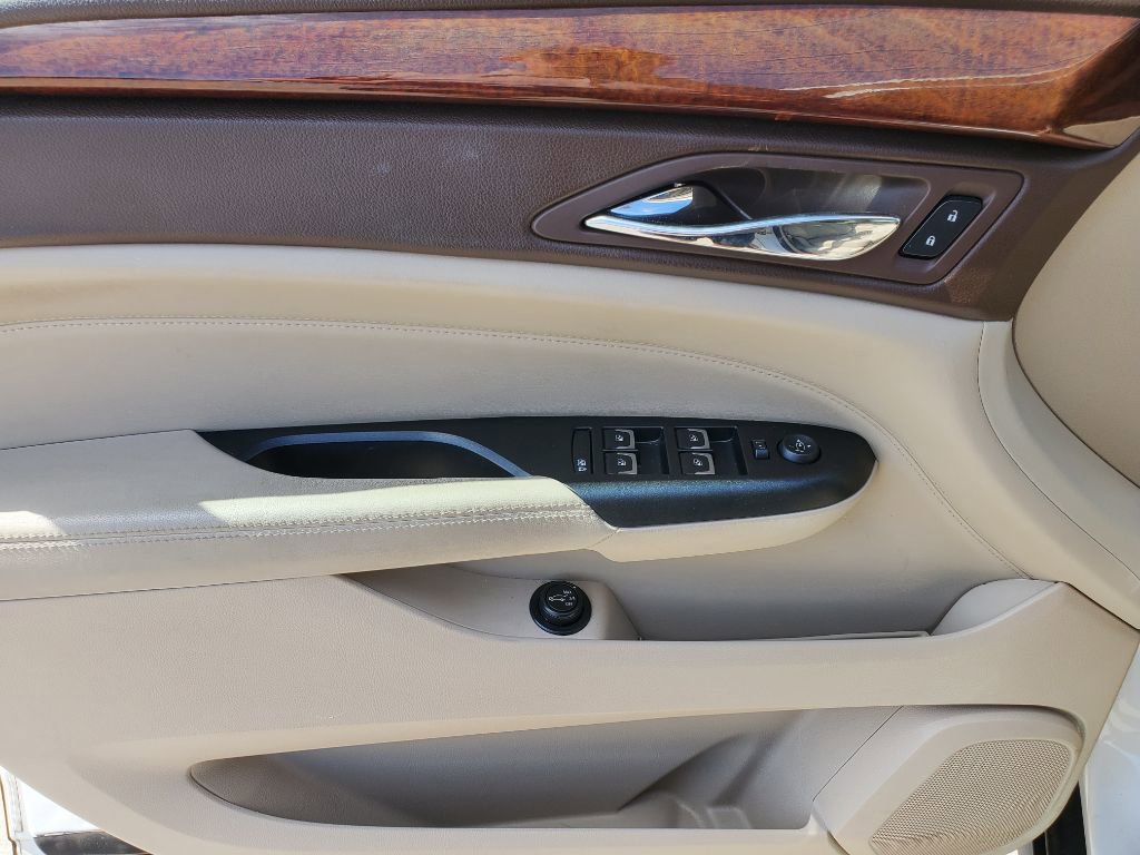 Used 2015 Cadillac SRX Performance w/ Driver Awareness Package image 14