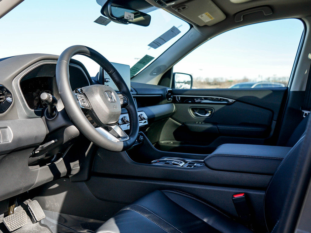 New 2025 Honda Pilot Touring image 20