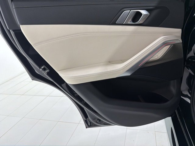 Certified 2023 BMW X6 xDrive40i w/ Executive Package image 15