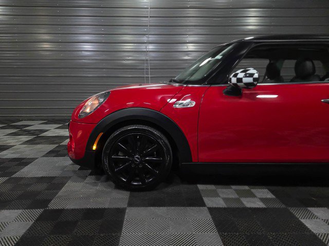 Used 2019 MINI Cooper S w/ Signature Upholstery Package FWD image 33