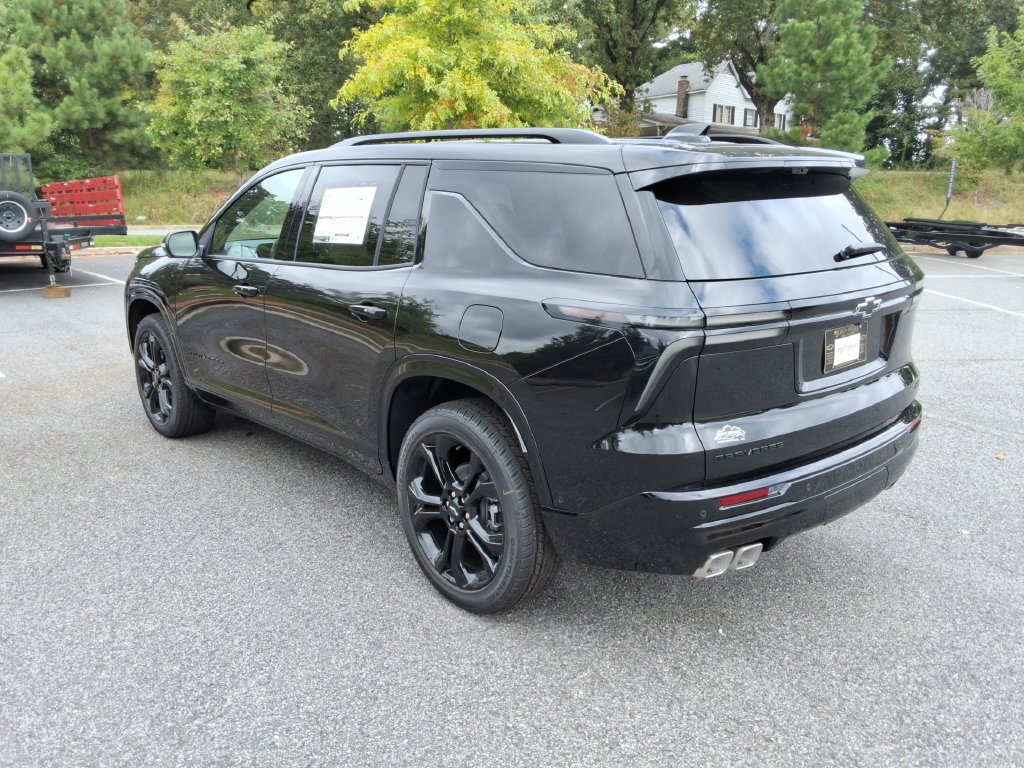 New 2027 Chevrolet Traverse RS FWD image 7