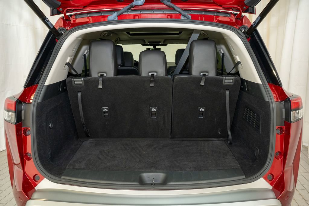 Certified 2023 Nissan Pathfinder SL w/ SL Premium Package image 5