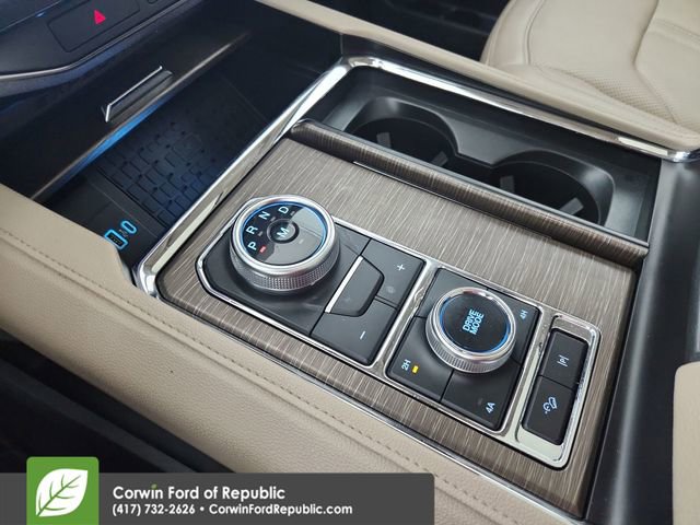Used 2022 Ford Expedition Max Limited image 31
