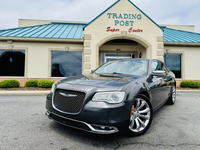 Used 2018 Chrysler 300 Limited w/ Safetytec Plus Group image 21
