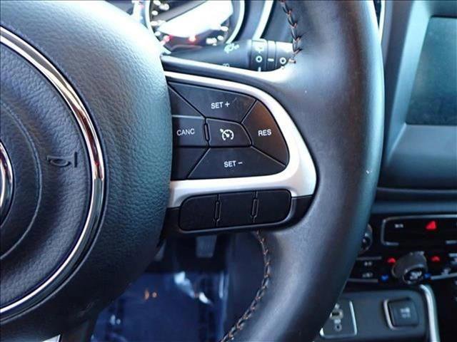 Used 2018 Jeep Compass Latitude w/ Popular Equipment Group FWD image 15