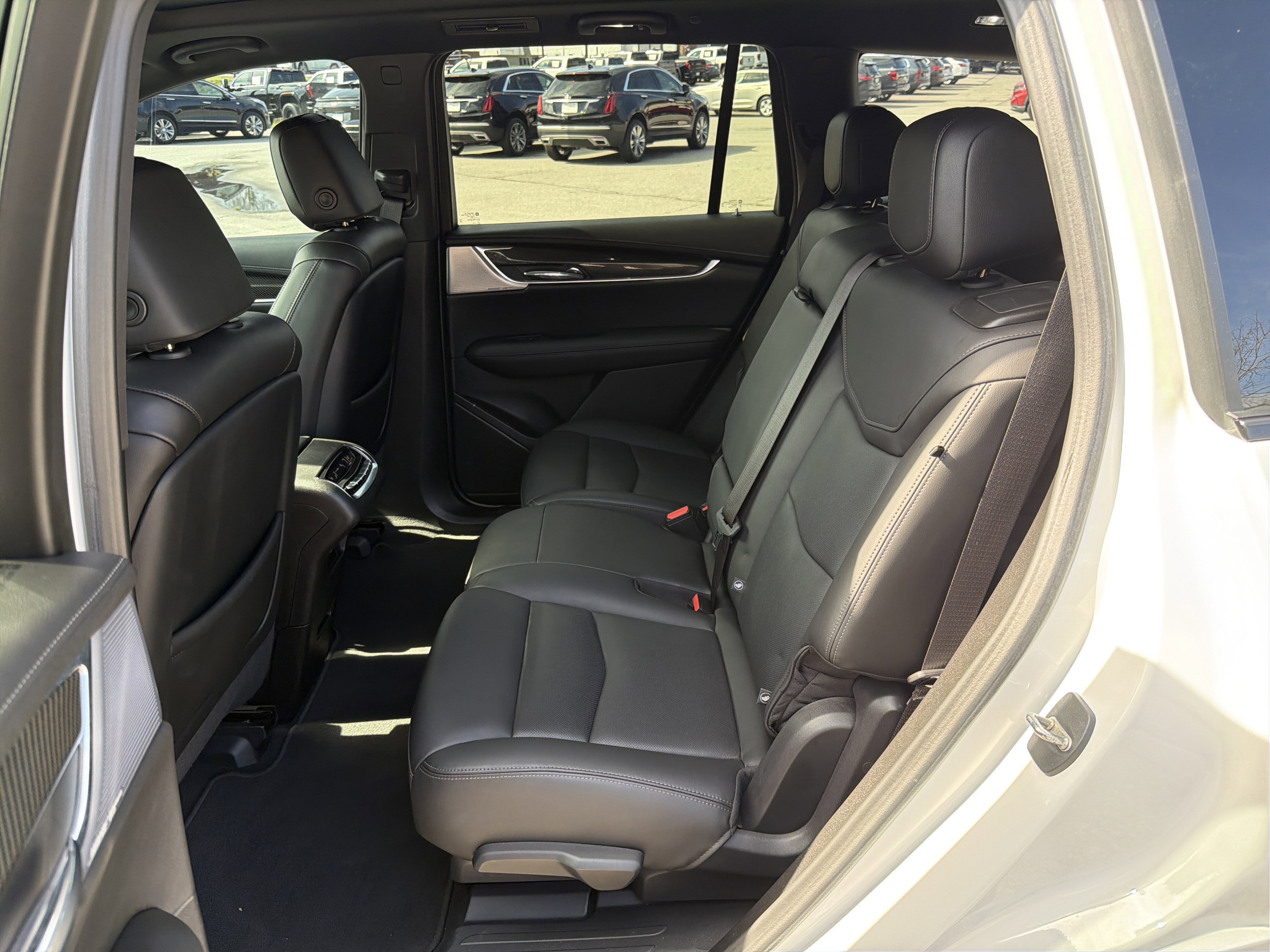 Used 2023 Cadillac XT6 Sport image 27