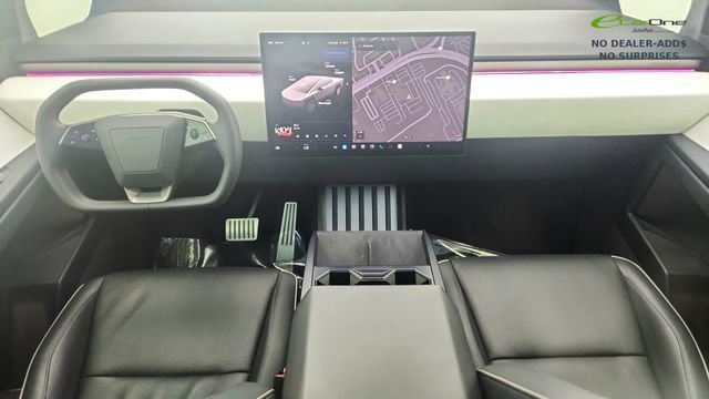 Used 2024 Tesla Cybertruck AWD Crew Cab image 18