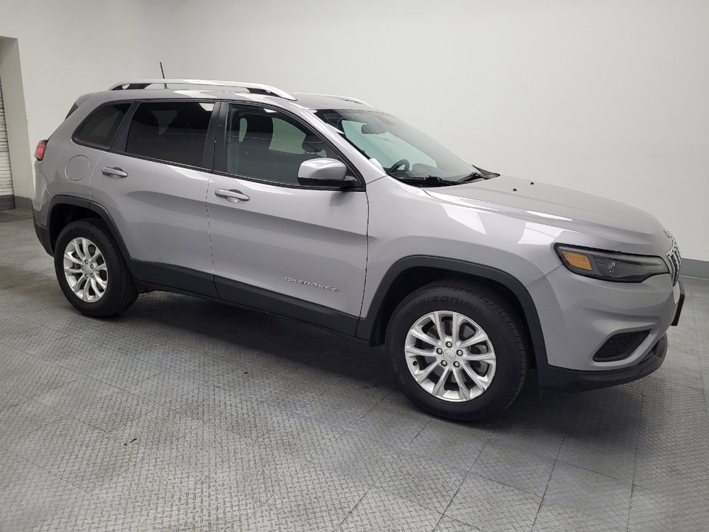 Used 2020 Jeep Cherokee Latitude AWD/4WD image 11