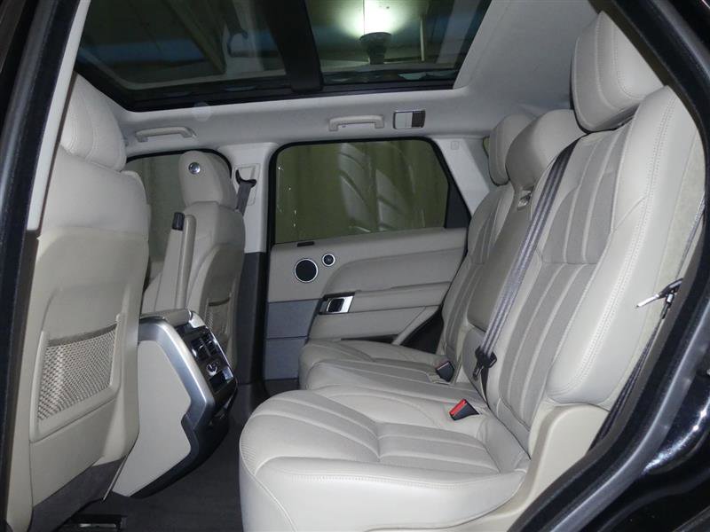 Used 2016 Land Rover Range Rover Sport HSE AWD/4WD image 24