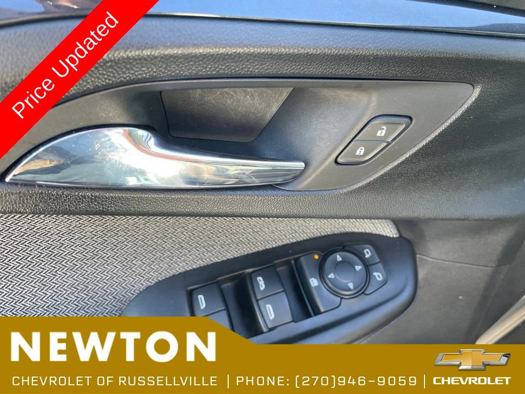 Used 2023 Chevrolet TrailBlazer LT FWD image 9