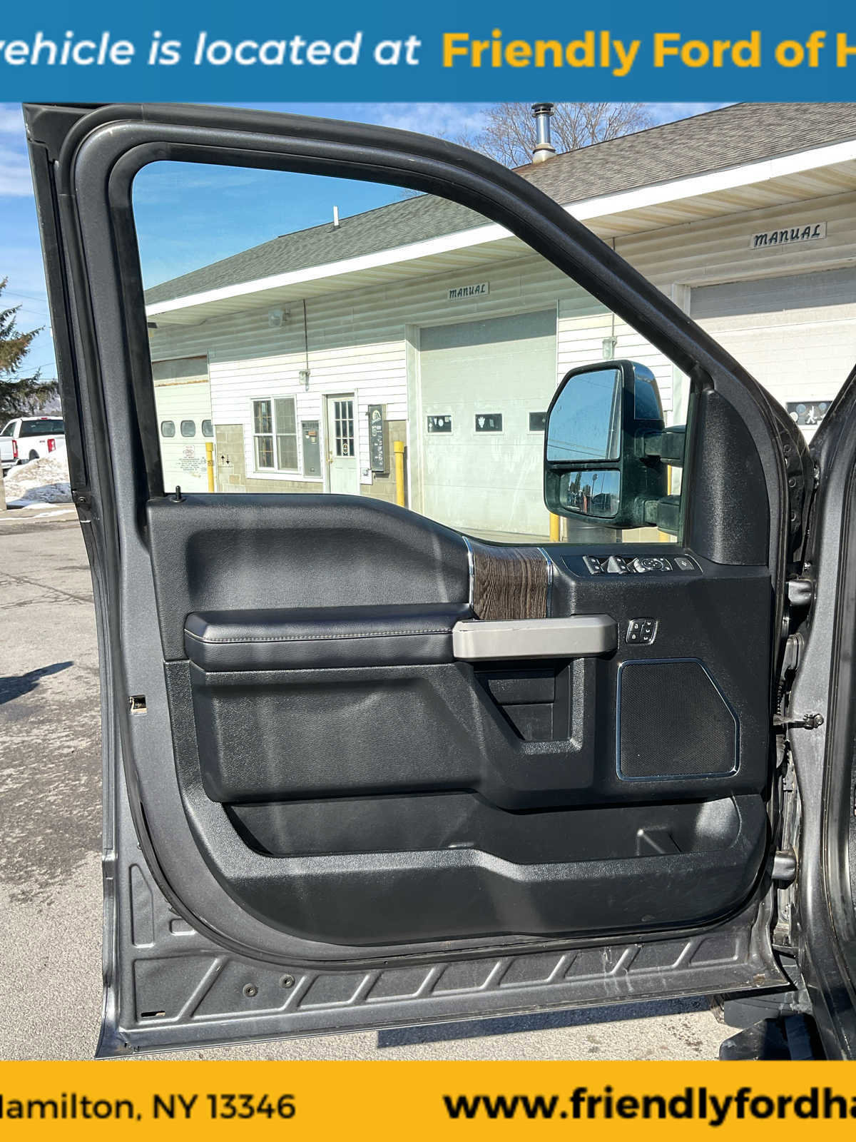 Used 2021 Ford F250 Lariat w/ Chrome Package image 23