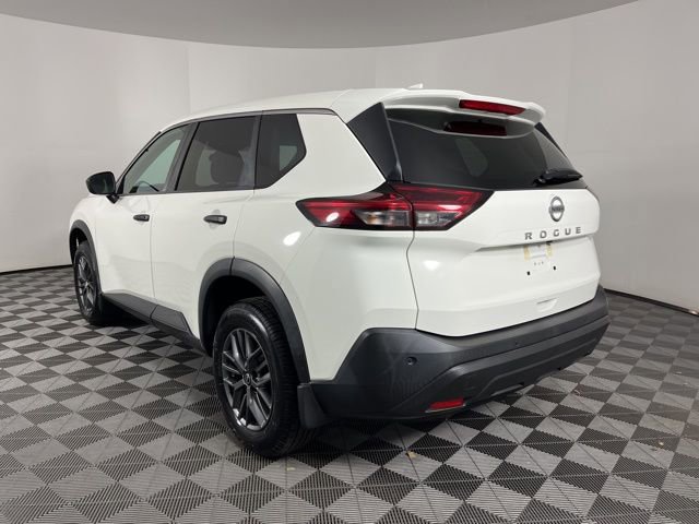 Used 2021 Nissan Rogue S image 7