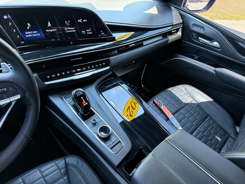 Certified 2024 Cadillac Escalade V w/ LPO, ONYX Package image 35