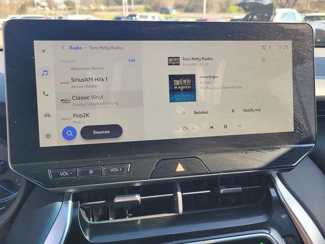 Used 2024 Toyota Venza Nightshade image 22