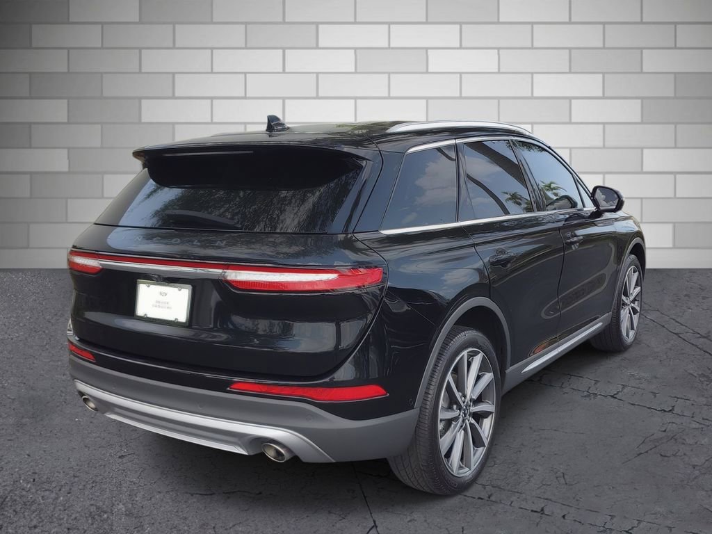 Used 2020 Lincoln Corsair Reserve image 6