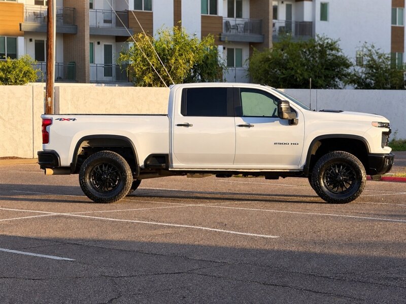 Used 2024 Chevrolet Silverado 2500 W/T w/ WT Convenience Package AWD/4WD image 3