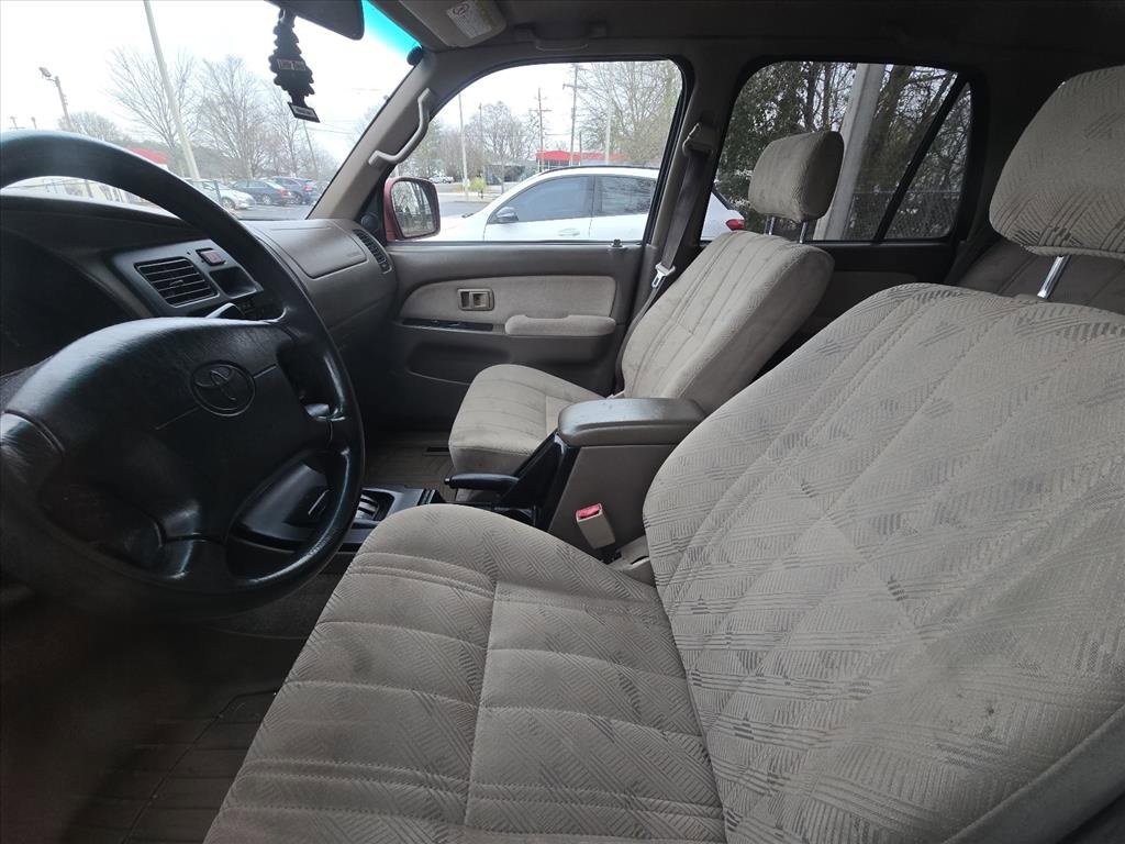 Used 2002 Toyota 4Runner SR5 image 7