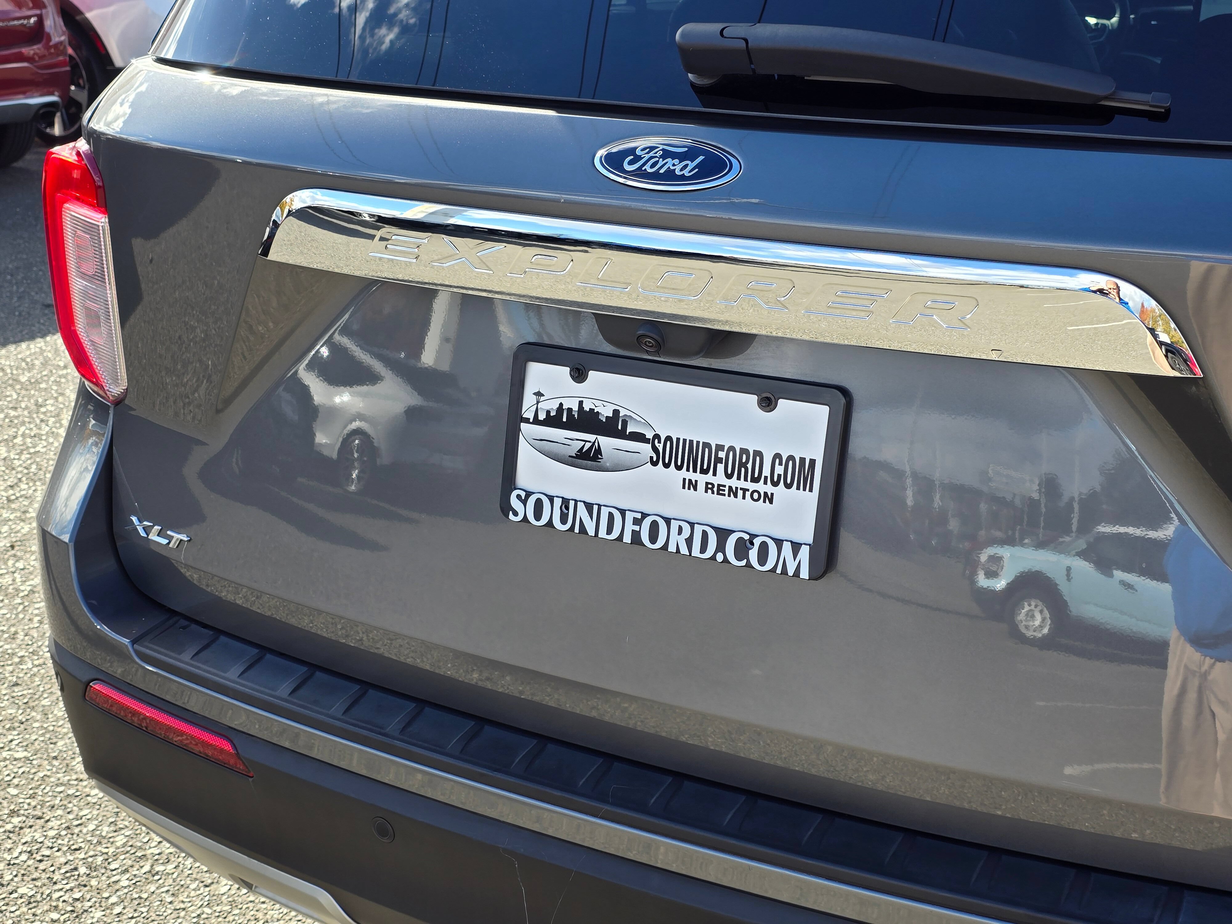 Certified 2024 Ford Explorer XLT w/ Equipment Group 202A AWD/4WD image 14