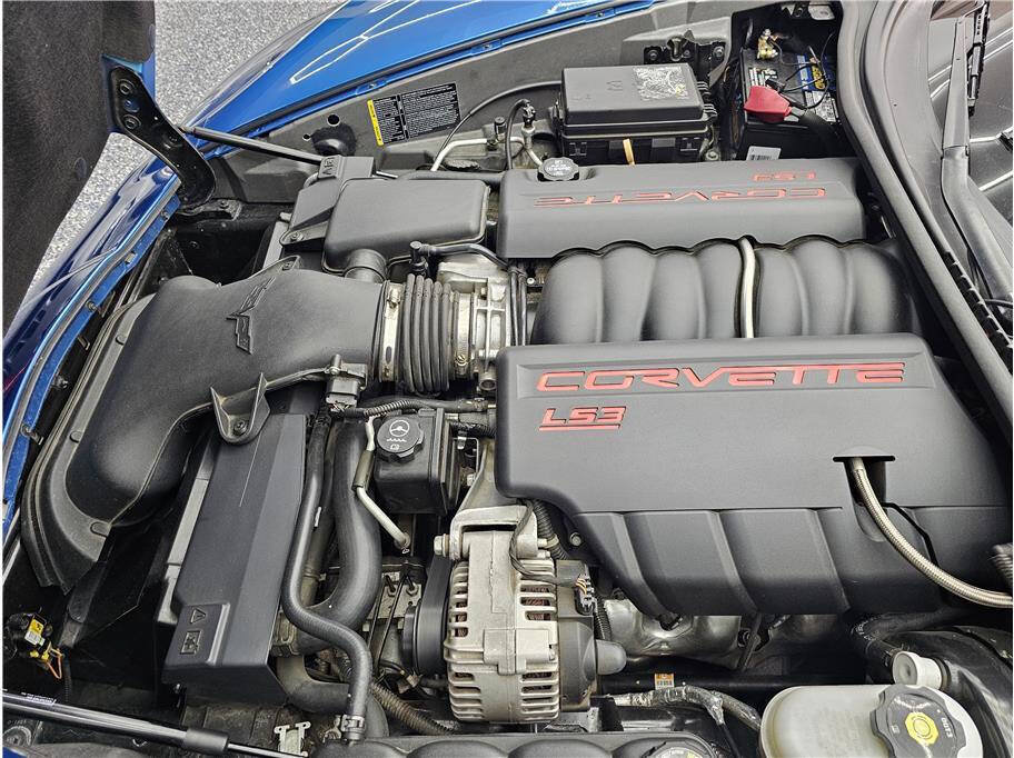 Used 2009 Chevrolet Corvette Coupe w/ Preferred Equipment Group RWD image 14