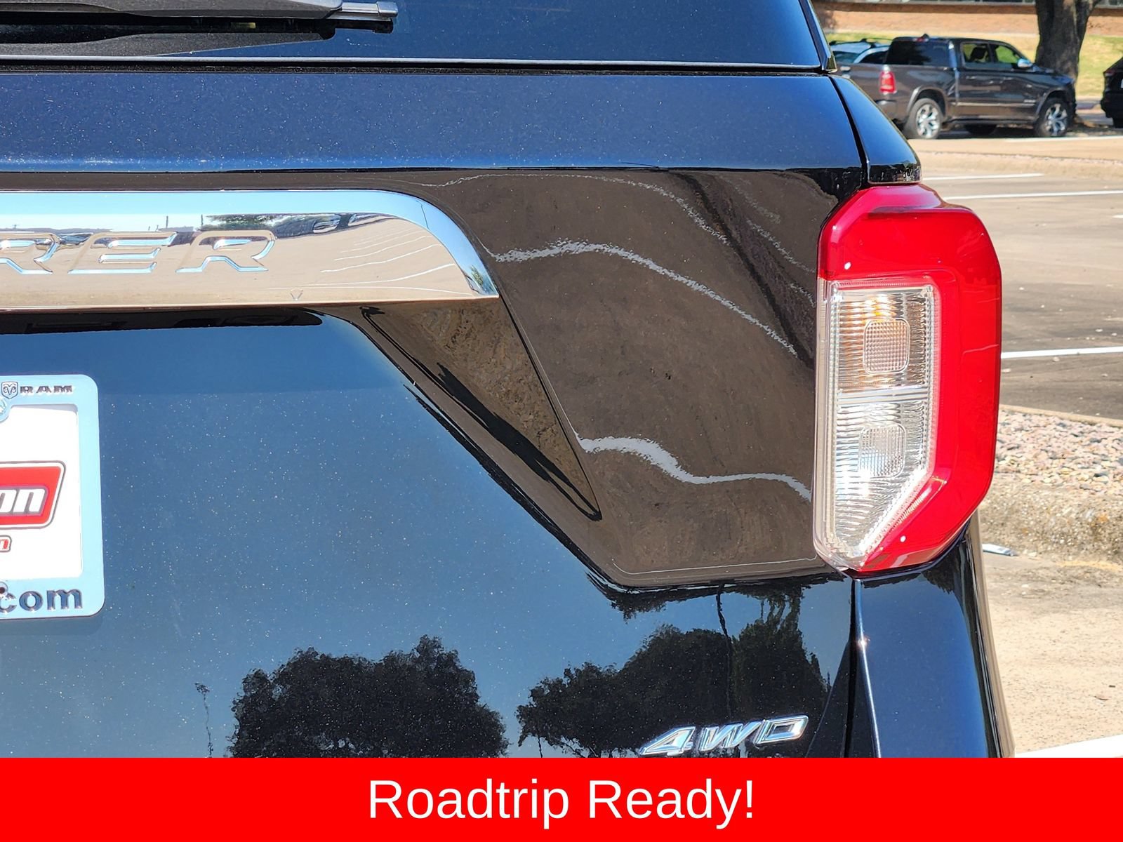 Used 2024 Ford Explorer XLT w/ Equipment Group 202A AWD/4WD image 16
