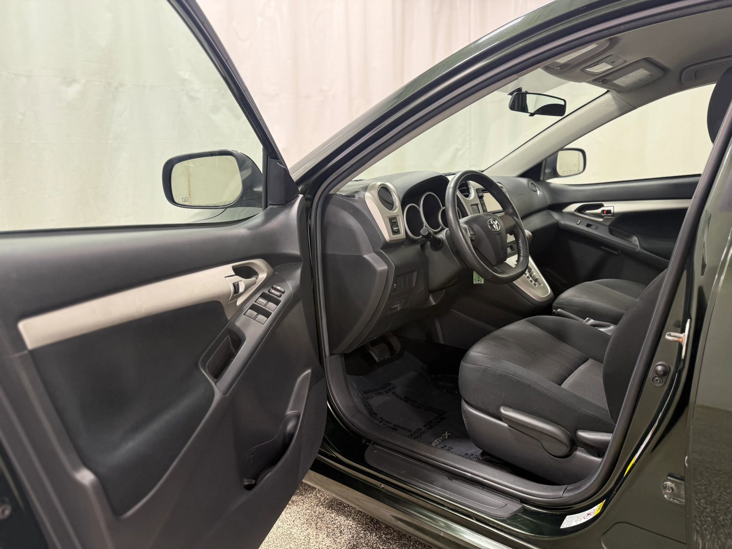 Used 2013 Toyota Matrix S w/ S Sport Pkg image 10