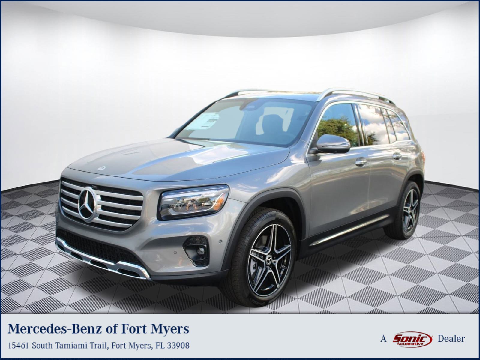 New 2026 Mercedes-Benz GLB 250 image 1