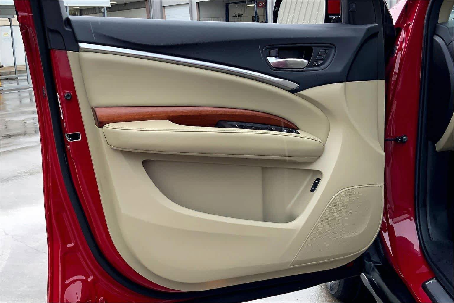 Used 2018 Acura MDX SH-AWD w/ Advance Package image 21